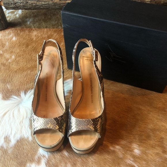 Giuseppe Zanotti Sandals - Picture 2 of 13